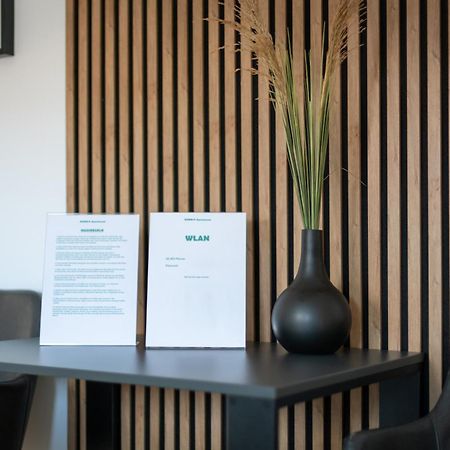 Homely-Apartment Manhattanart, Zentral, Parkplatz, Billard,Ps4, Dart, Balkon Bielefeld Eksteriør billede