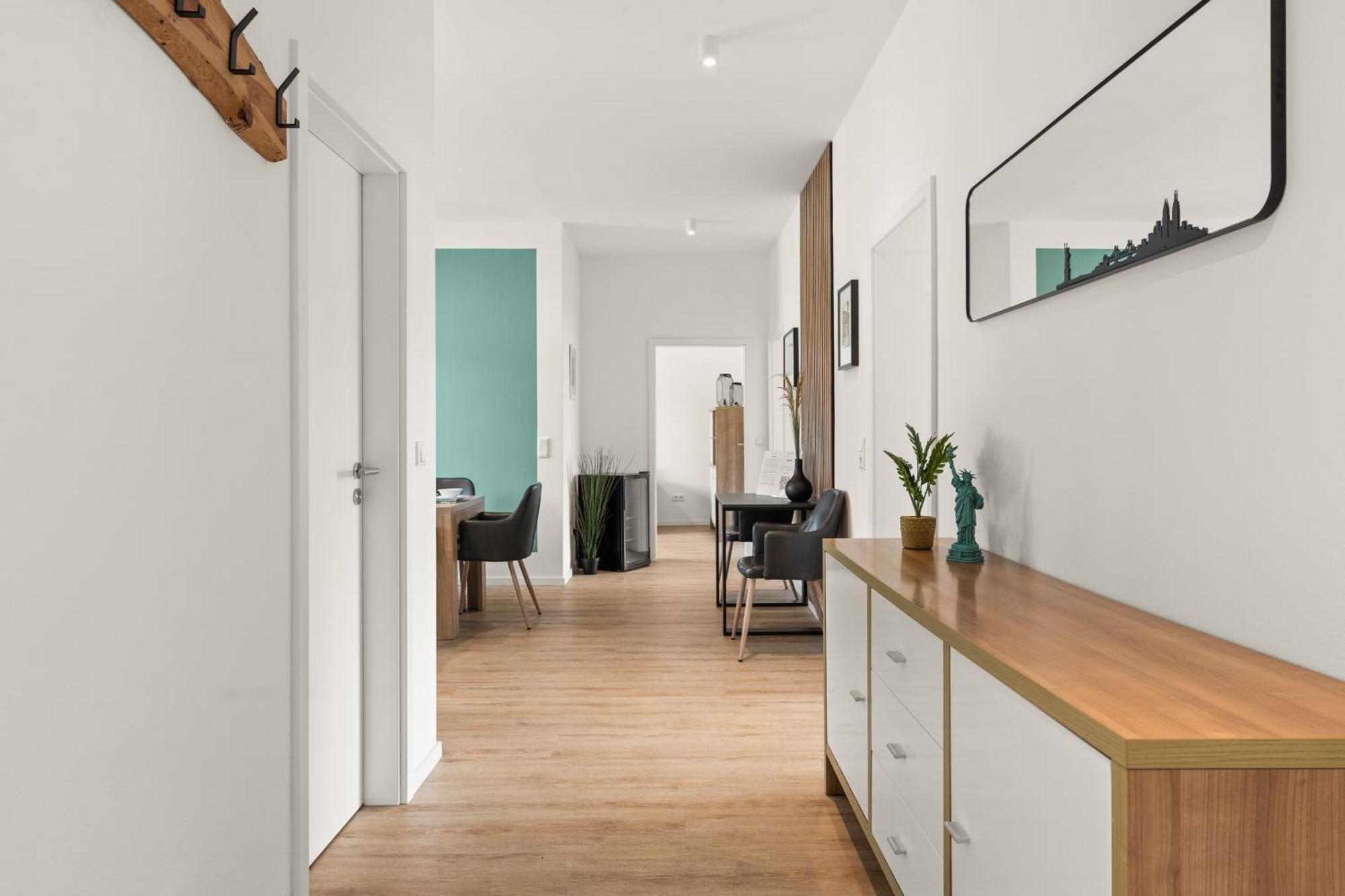 Homely-Apartment Manhattanart, Zentral, Parkplatz, Billard,Ps4, Dart, Balkon Bielefeld Eksteriør billede