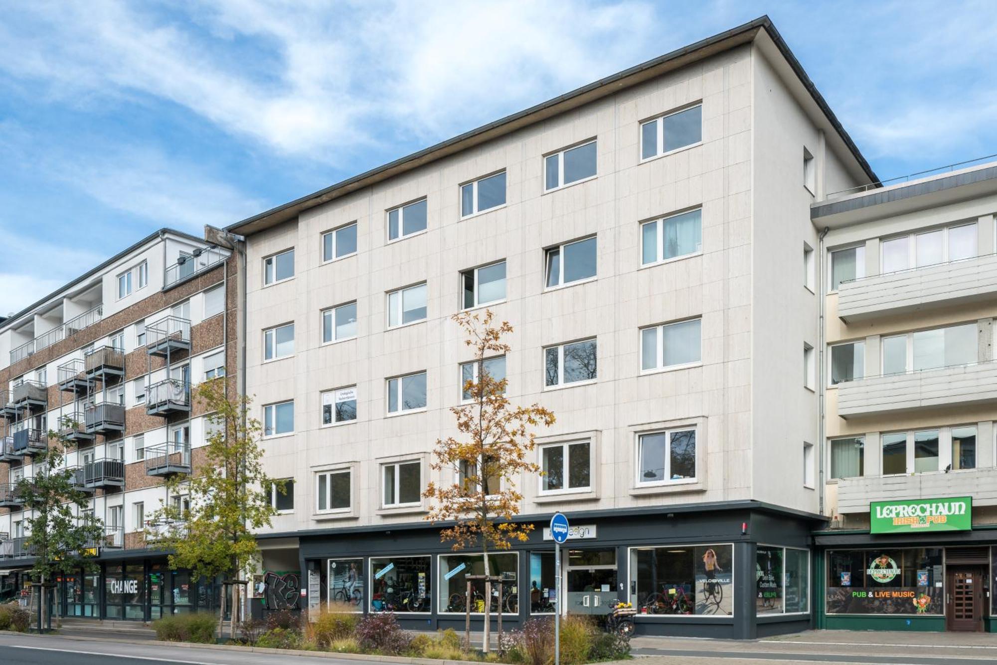 Homely-Apartment Manhattanart, Zentral, Parkplatz, Billard,Ps4, Dart, Balkon Bielefeld Eksteriør billede